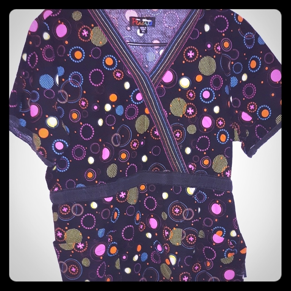Peaches scrub top